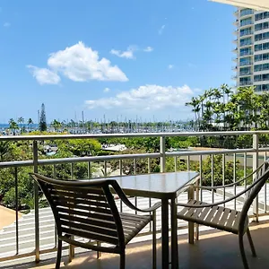 Ilikai 302 - Spacious With Stunning Ocean & Harbor Views Holiday home