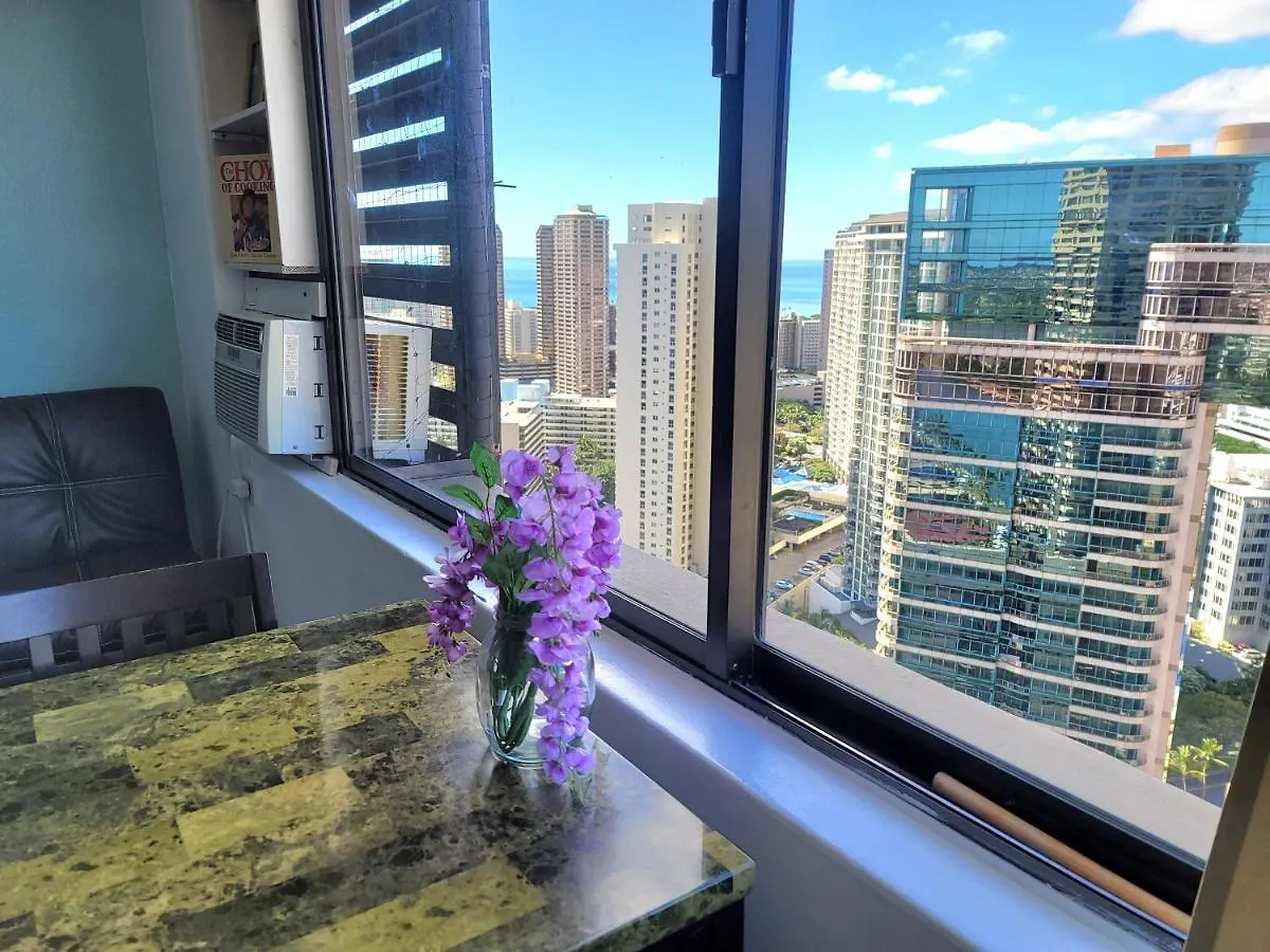 Waikiki Condo High Floor Views Beaches Convention Center Honolulu