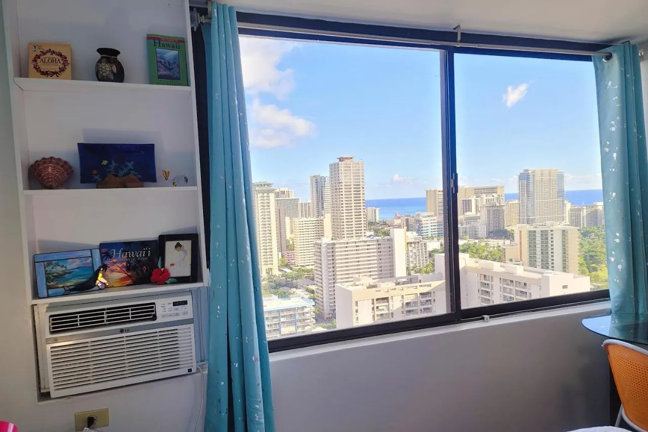 Waikiki Condo High Floor Views Beaches Convention Center Honolulu Daire