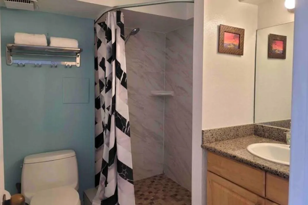 Waikiki Condo High Floor Views Beaches Convention Center Honolulu Daire