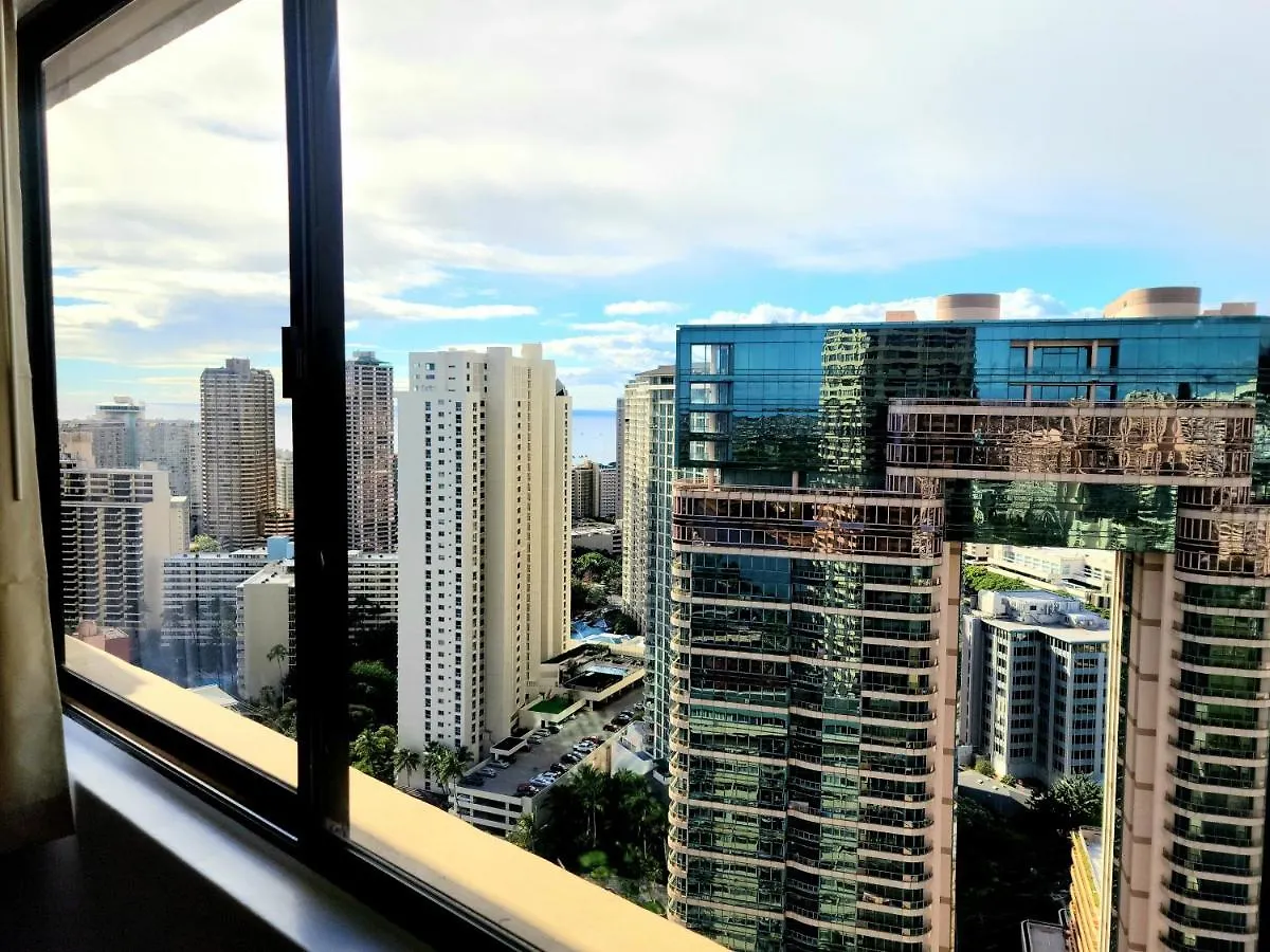 Waikiki Condo High Floor Views Beaches Convention Center Honolulu United States
