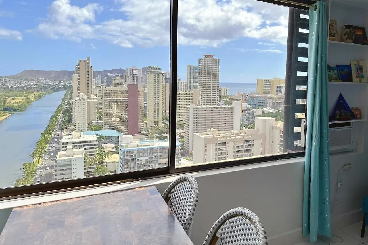 Waikiki Condo High Floor Views Beaches Convention Center Honolulu Apartment