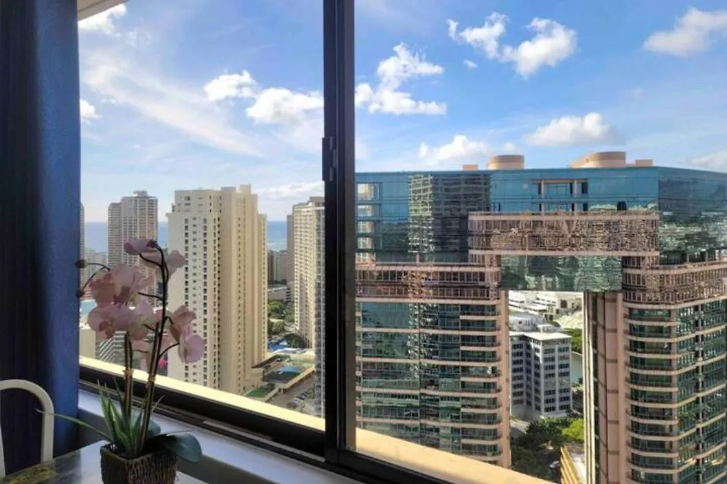 Apartment Waikiki Condo High Floor Views Beaches Convention Center Honolulu United States